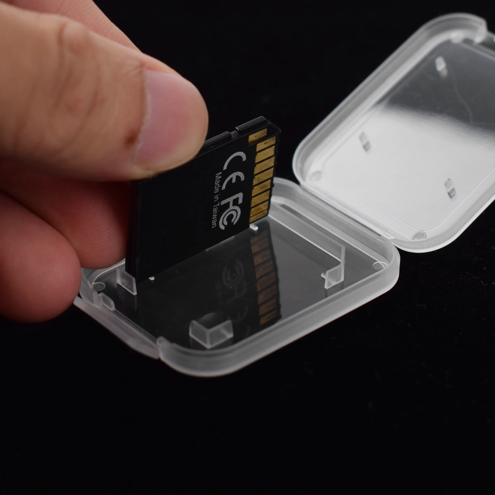 10PCS  Transparent Standard SD SDHC Memory Card Case Holder Box Storage Boxes